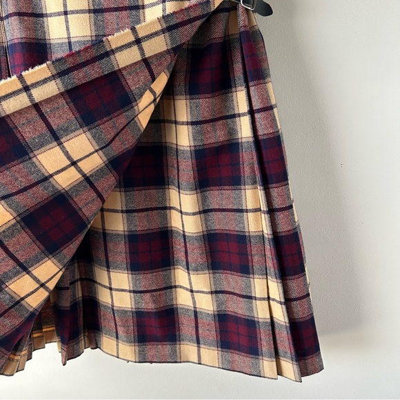 Glenisla 100% Wool Vintage Plaid Pleated Modest Midi Skirt 14 - Picture 5 of 11